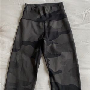 SOLD‼️‼️‼️‼️Aerie Camo leggings